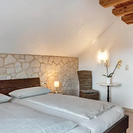 Apartment Heilsbergblick Hilzingen